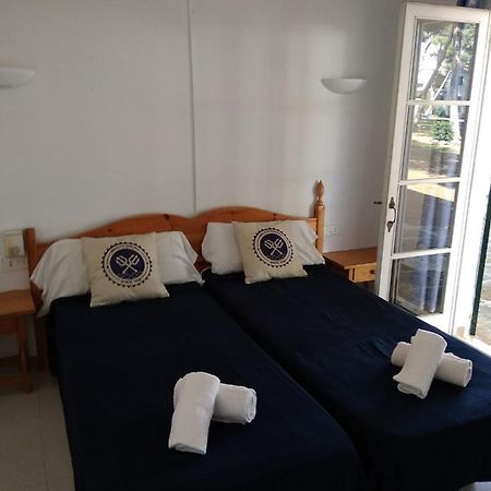 Apartamentos Playa Park Brisas Son Xoriguer كالا ان بوسش المظهر الخارجي الصورة
