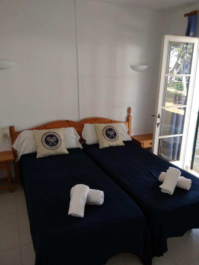 Apartamentos Playa Park Brisas Son Xoriguer كالا ان بوسش المظهر الخارجي الصورة